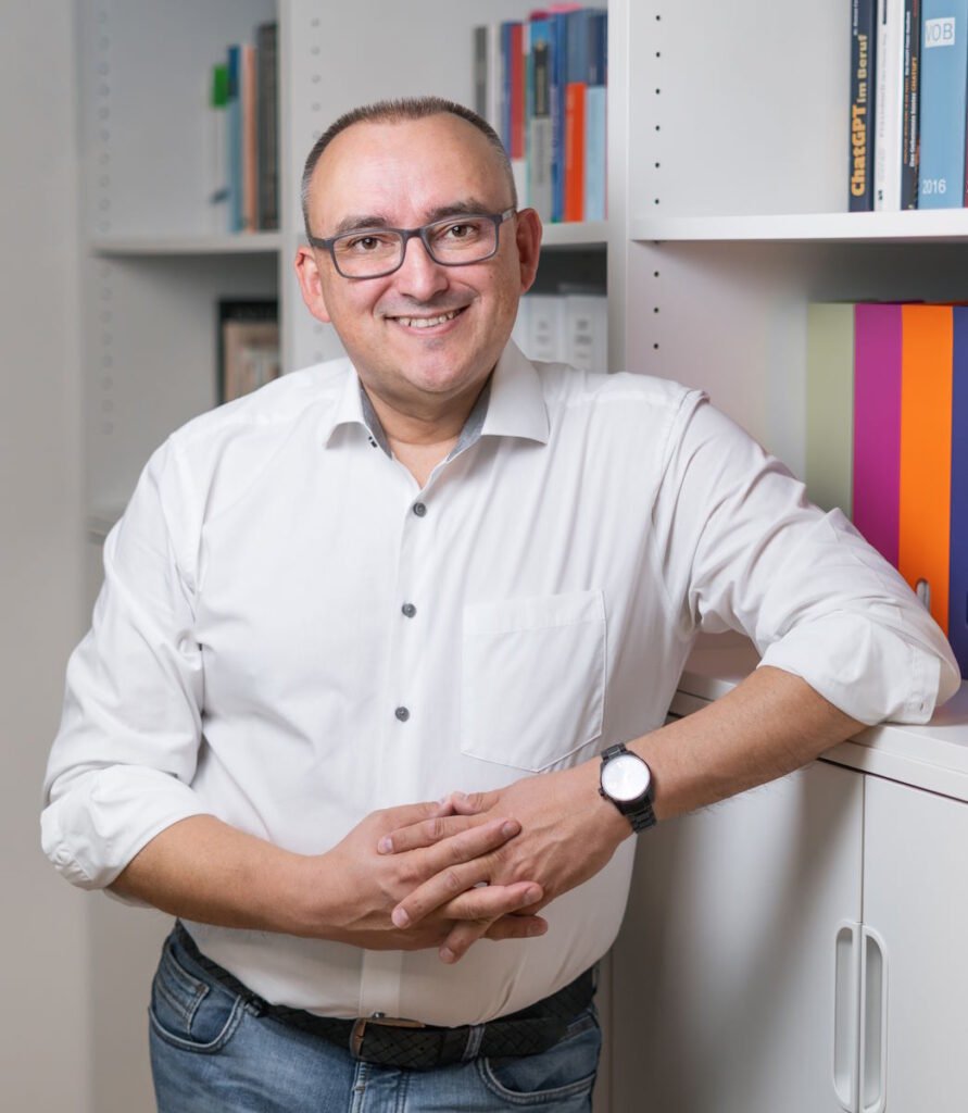 Dmitri Berdnikow Energieberater im Büro